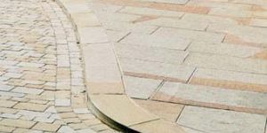 Sandstone Kerbs