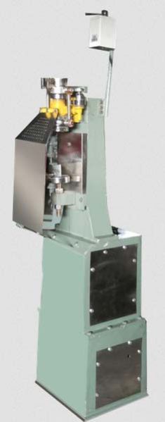 Semi Automatic Glass Bottle Filling Machine