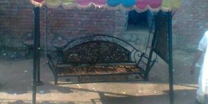 Wrought Iron Wooden Jhula
