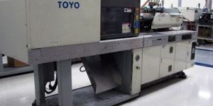 Toyo Injection Molding Machine