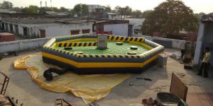 Amusement Melt Down Ride