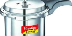 Deluxe Plus Aluminium Pressure Cooker 3 LT