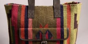 Alda hand-woven punja dhurrie bag