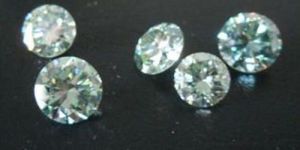 off White Moissanite Diamond