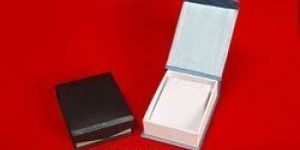 Earring Box