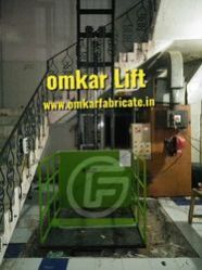 Wall Mounted Goods Lift