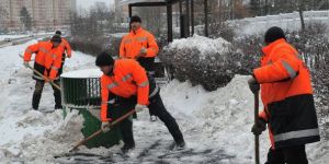 Snow Safety Workwear