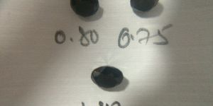 Black Diamonds Round Shape