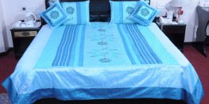 Silk Embroidery Bedspread