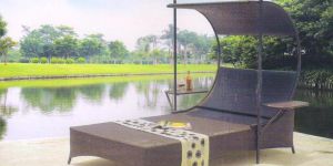 Garden Rattan Pool Side Lounger