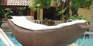 Garden Rattan Pool Side Lounger
