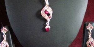 Pendant 4