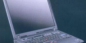 Thinkpad R-52 (1858A93)