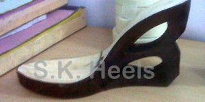 Eye Wooden Clog New Design