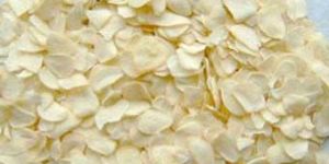 Dehydrated Garlic Flakes
