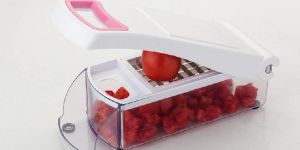 VEGETABLE FRUIT CHOPPER 4 BLADE