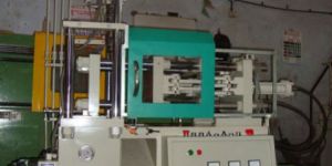 Vertical Injection with Vertical Clamping Machines