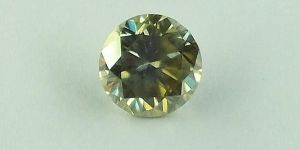 off White Moissanite Round Cut