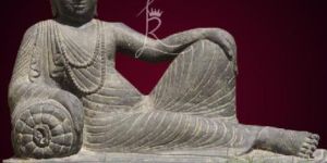 Sandstone Buddha Statues