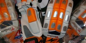 Cricket Batting Gloves BDM Titanium