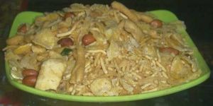 Navratan Mixture Namkeen 03