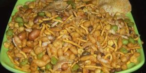 Navratan Mixture Namkeen 04