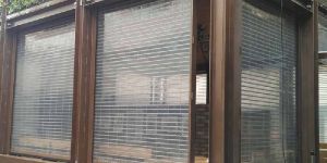 Transparent Rolling Shutter