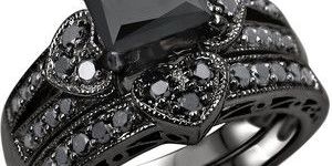 Black Dimaond 4.00 Caret Diamond Ring