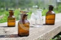 garden fertilizers & pesticides