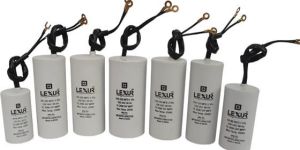 SUBMERSIBLE CAPACITOR