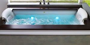 Jacuzzi Bathtub