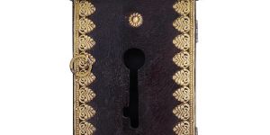 Wooden Key Holder : Key Shape