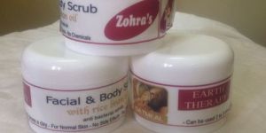 Zohras Oatmeal Facial & Body Scrub