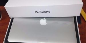New Apple MacBook Pro MJLQ2LL/A 15.4-Inch Laptop