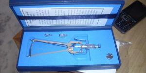 Schiotz Tonometer