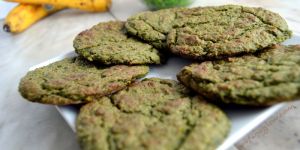 Spirulina Salt Biscuits