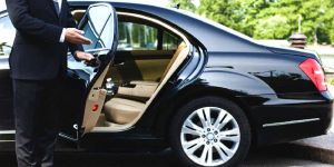 Luxury Car Rental Service
