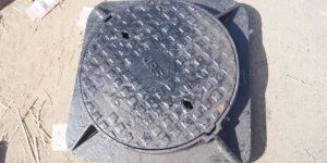 JFPL 12 Cast Iron Manhole Covers