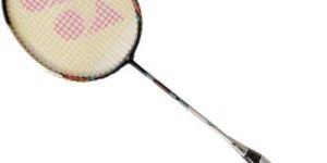 Yonex Carbonex 7000 Plus G4 Strung Badminton Racquet