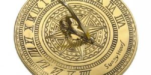 Traditional Design Brass Polished Garden Sundial
