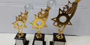 STANDING STAR DIAMOND TROPHY
