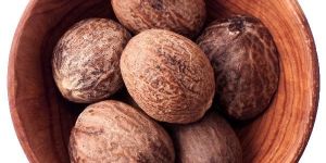 Whole Nutmegs