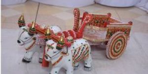 Decorative Handicraft Cart
