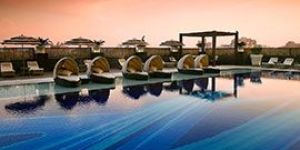 Hotels Swimming Pools