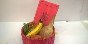 Small Invitation Basket
