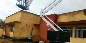 Towing Boom Lift