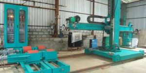 Column and Boom Welding Manipulator