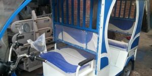 E Rajdoot Battery Rickshaw
