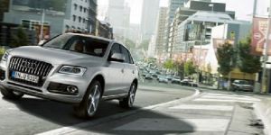 Audi Q5 Luxury Car