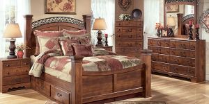 Timberline Queen Poster Storage Bed